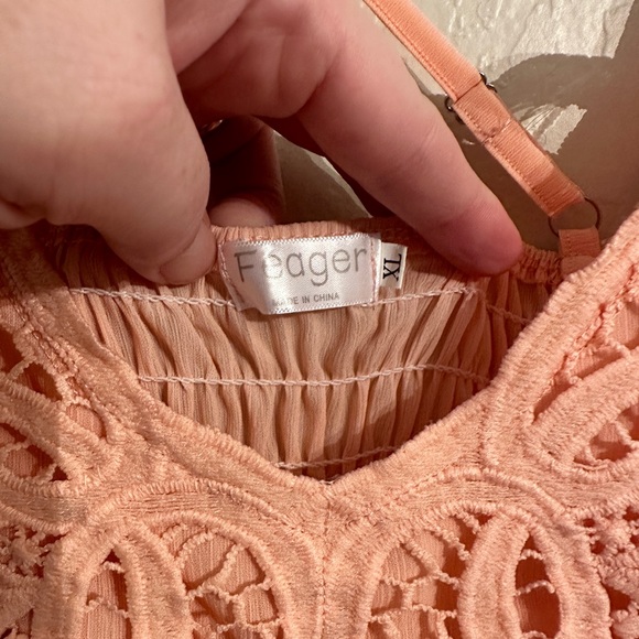 Lace and Chiffon Peplum Tank, Peach, Size XL - Picture 4 of 6